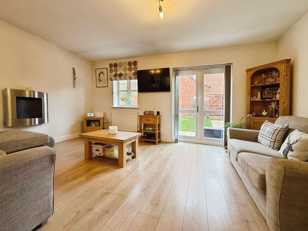 Property photo 3 of 24