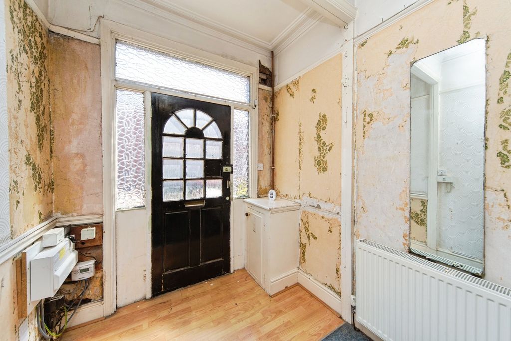 Property photo 3 of 23 Pbox-Img.Jpg
