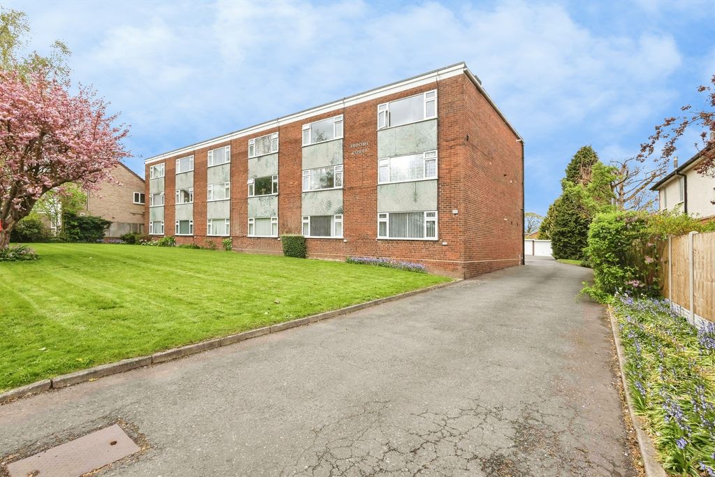 Property photo 3 of 18