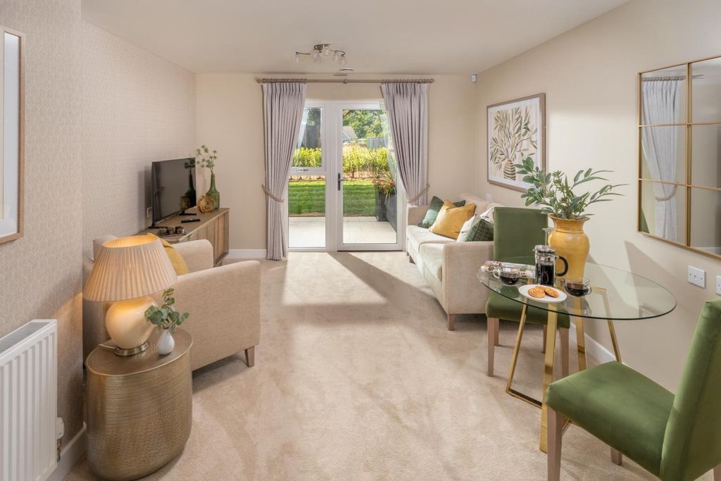 Property photo 2 of 14 Show Home Living Room