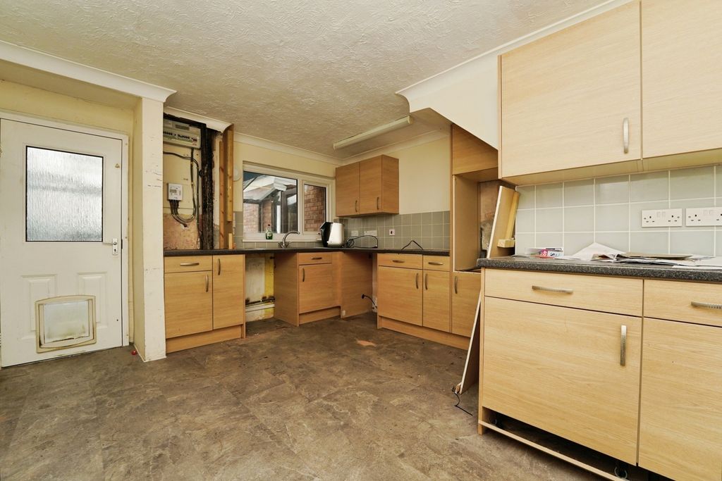 Property photo 3 of 15 Pbox-Img.Jpg