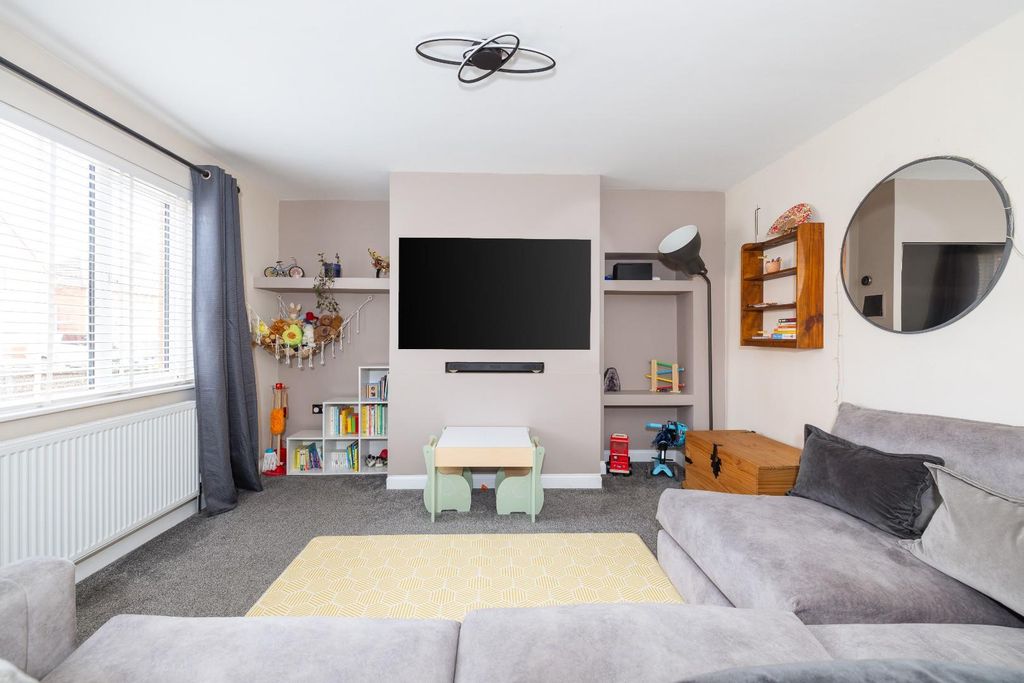 Property photo 1 of 29 Char9807.Jpg