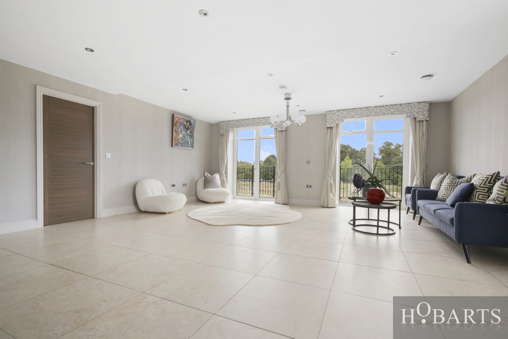 Property photo 3 of 17 Img 2043 Copya