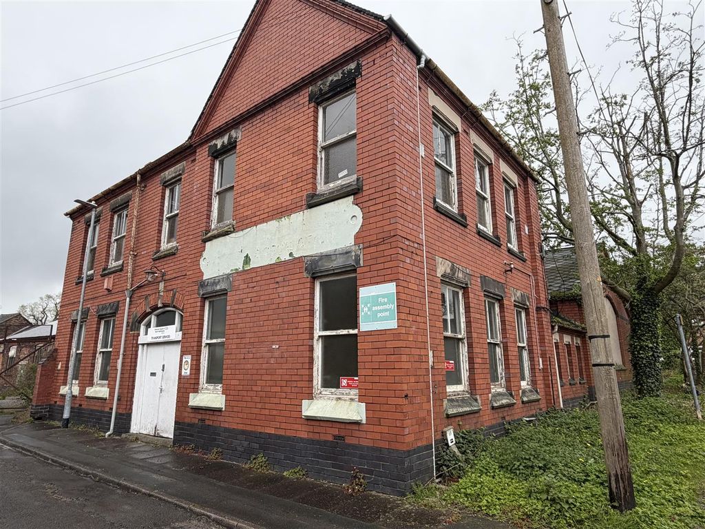 Property photo 1 of 15