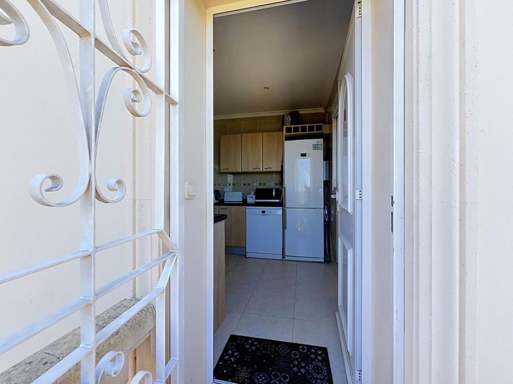 Property photo 3 of 50