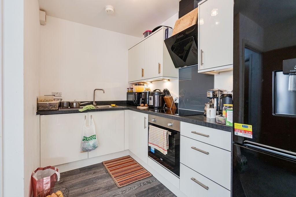 Property photo 3 of 16 3879527