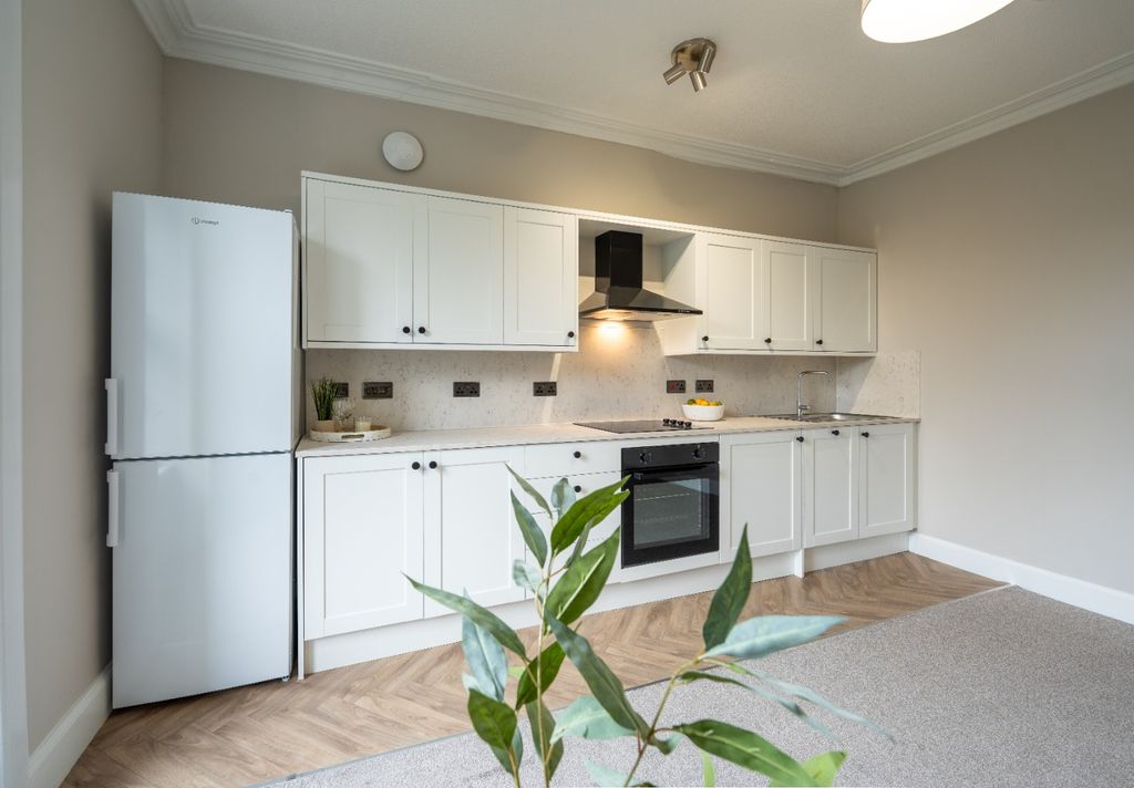 Property photo 2 of 10 Photo 2