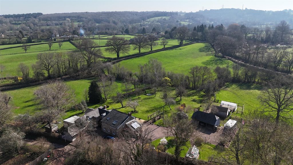 Property photo 1 of 27