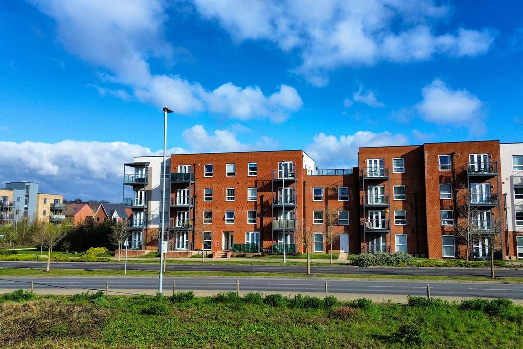 Property photo 1 of 22