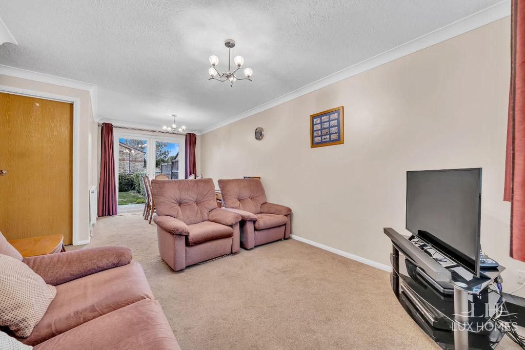 Property photo 3 of 15