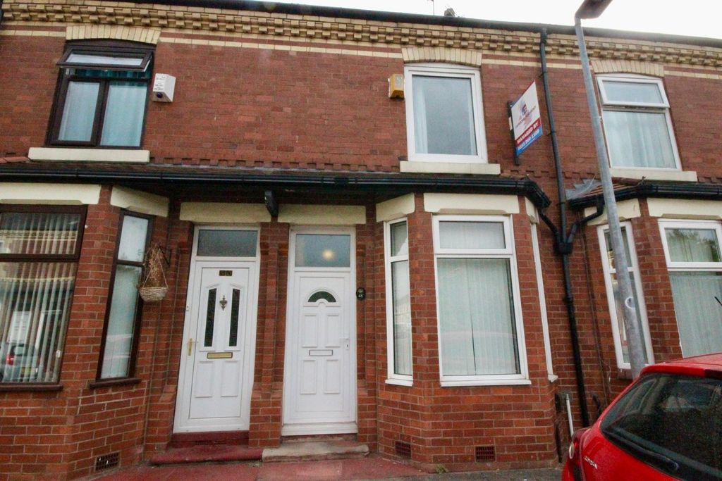 Property photo 2 of 9