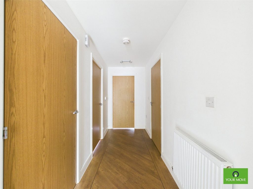 Property photo 2 of 15 Picture No. 35