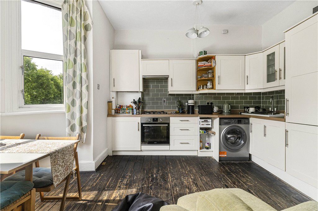 Property photo 3 of 10 Kitchen Area