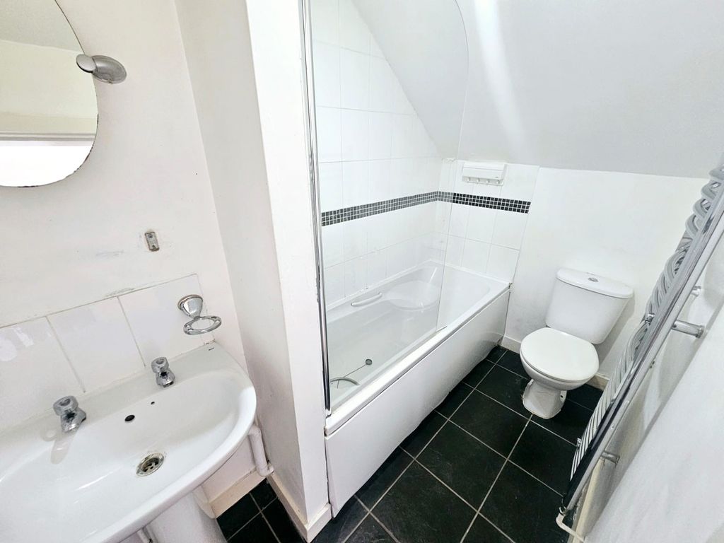 Property photo 2 of 6 Image