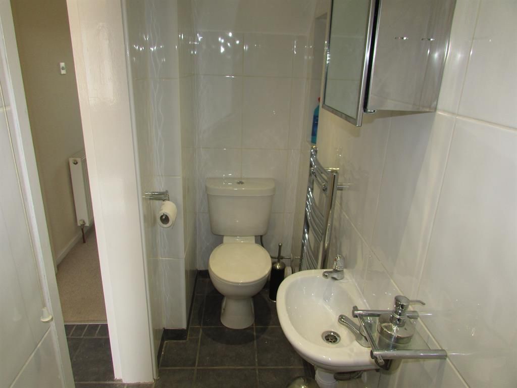 Property photo 2 of 26