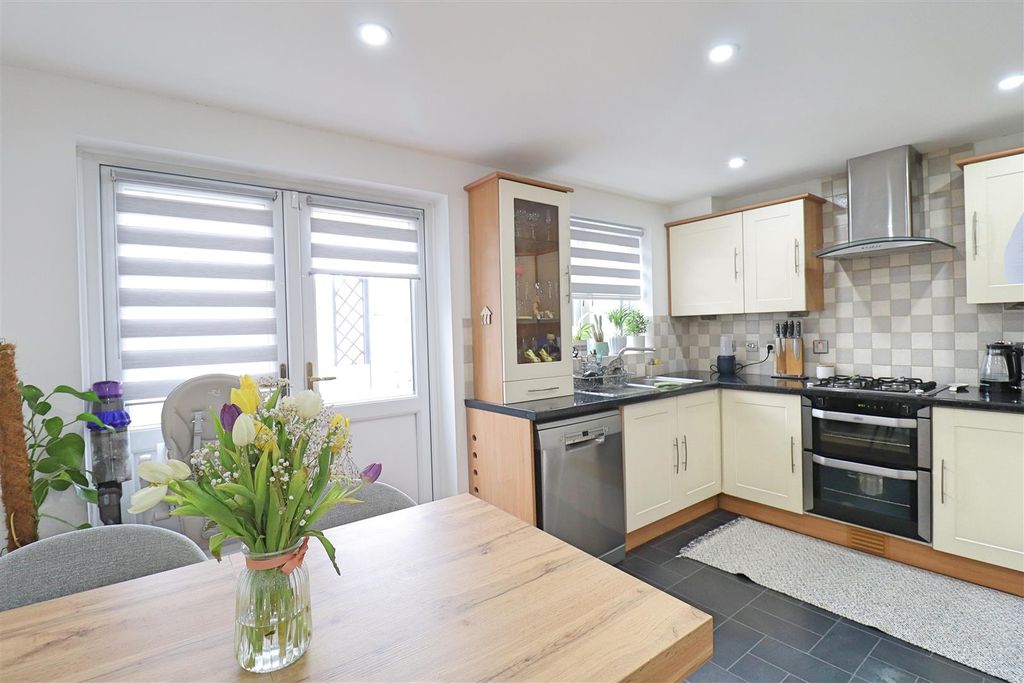 Property photo 3 of 20 Img_4309.Jpg