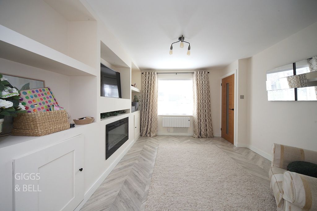 Property photo 3 of 23 5234102