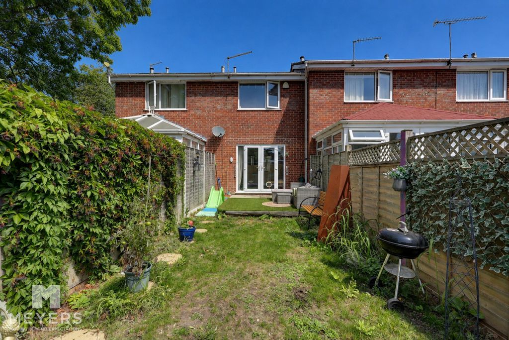 Property photo 2 of 29