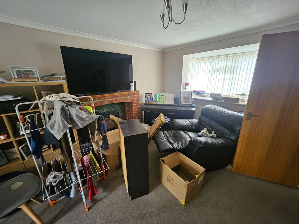 Property photo 2 of 11 Photo 2