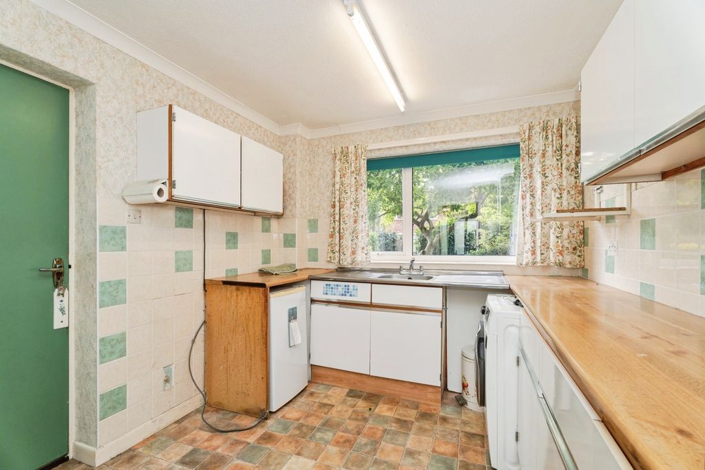 Property photo 3 of 19 Pbox-Img.Jpg