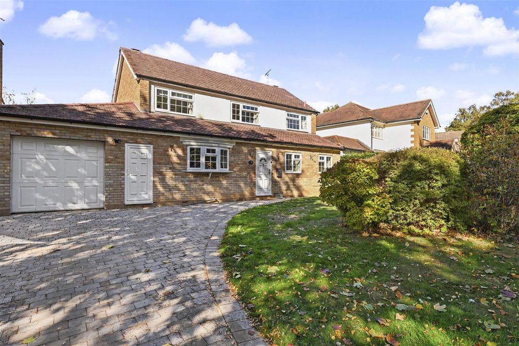 Property photo 1 of 15 Dale-Avenue-23.Jpg