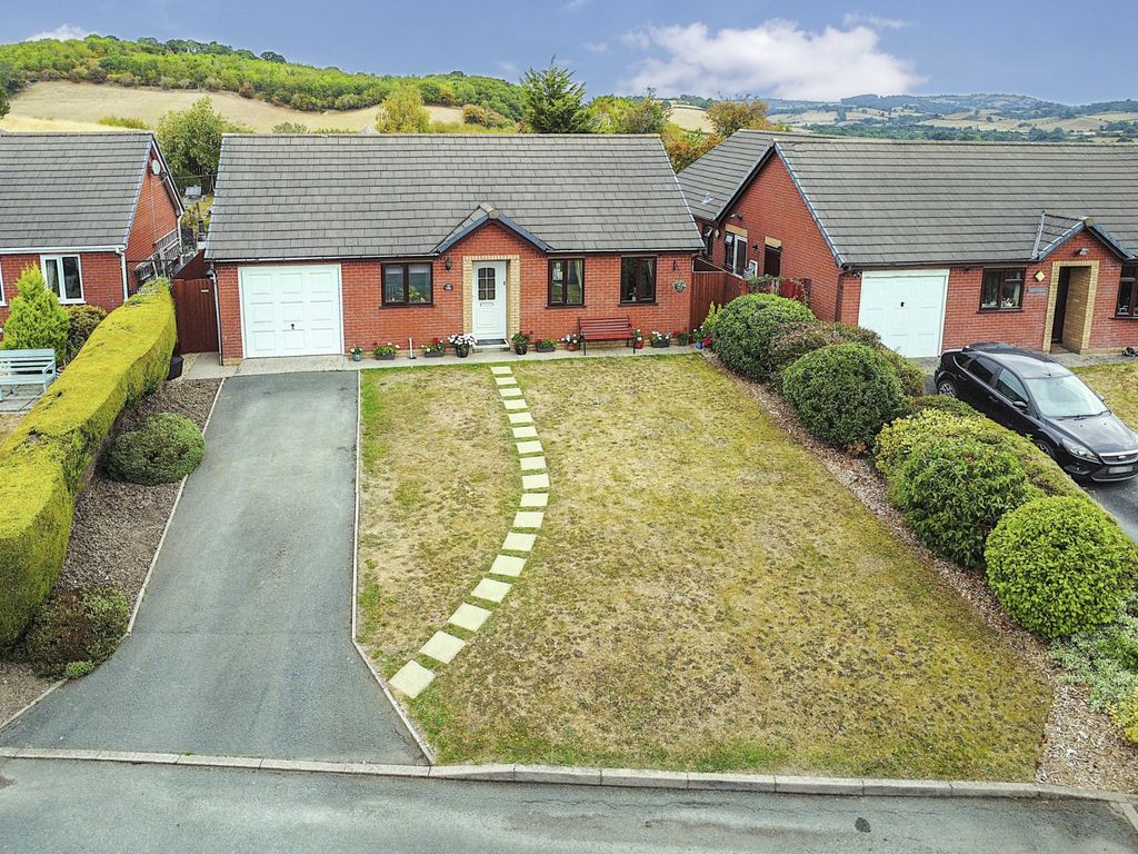 Property photo 1 of 23 Picture No. 02