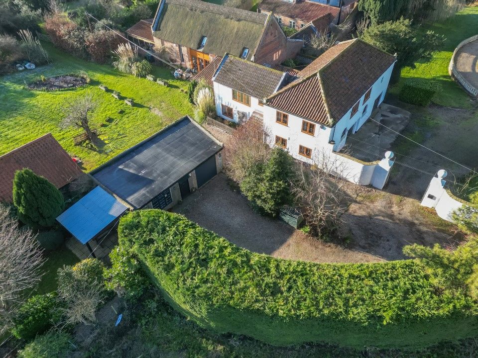 Property photo 2 of 36 Dji_0860