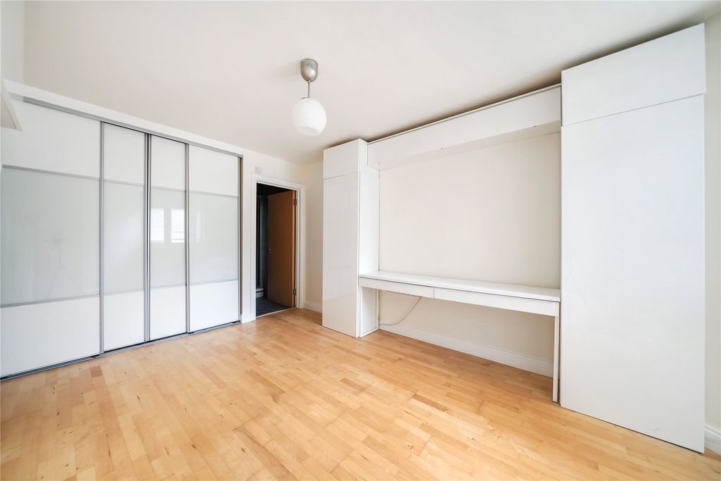 Property photo 2 of 12 Picture No. 04
