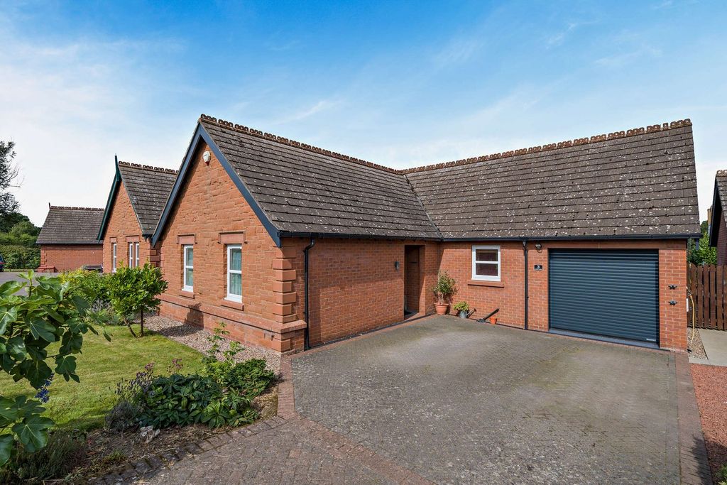Property photo 1 of 23