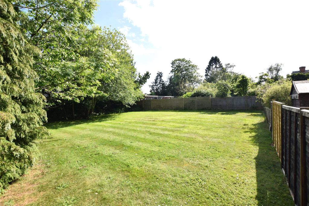 Property photo 3 of 6 Picture No. 17