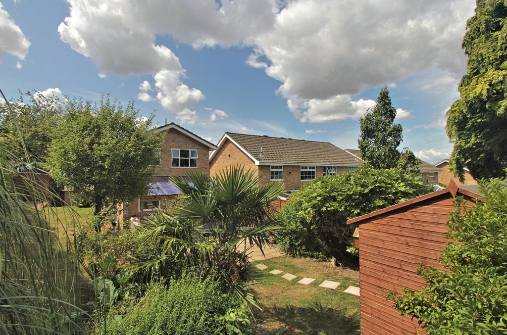 Property photo 1 of 20