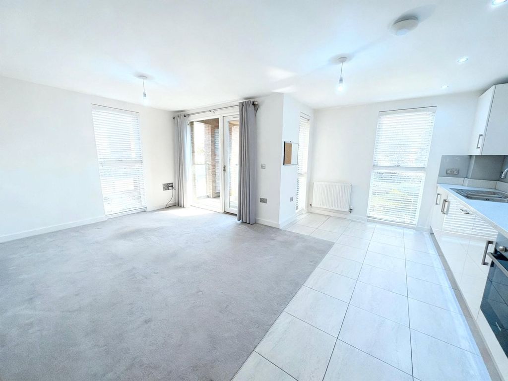 Property photo 2 of 8 Picture No. 07