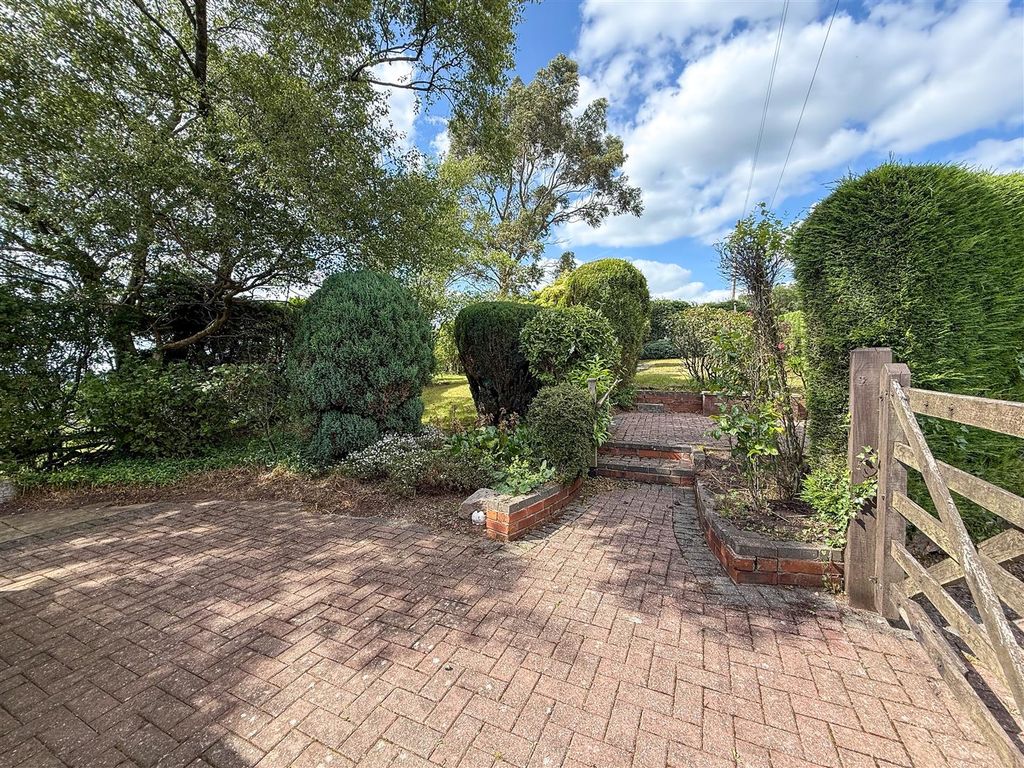 Property photo 3 of 47 20250602_145441467_Ios.Jpg