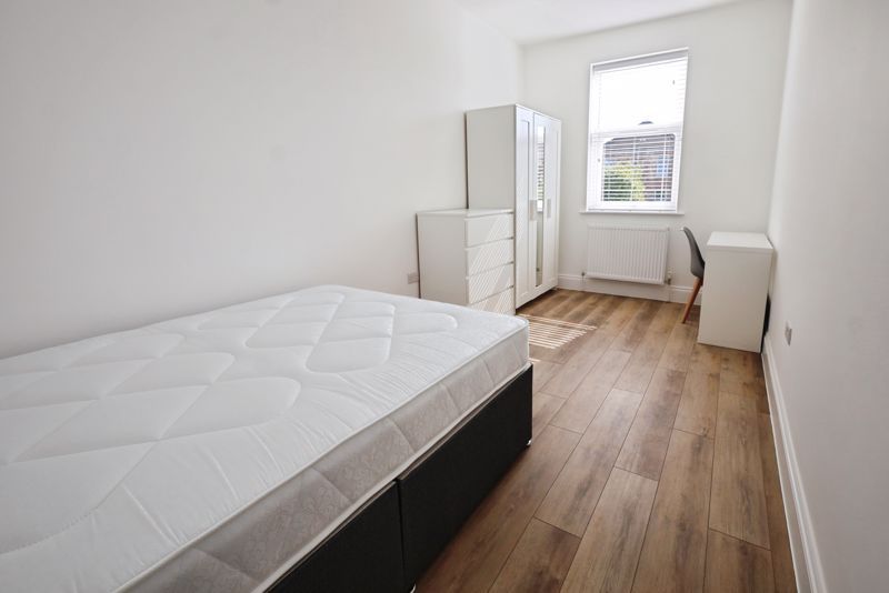 Additional image 20 of 8 bed detached house to rentAlma Road, Winton, Bournemouth BH9