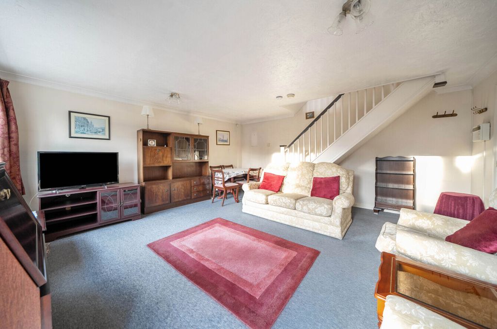 Property photo 2 of 17 Picture No. 02