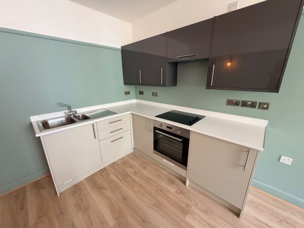Property photo 2 of 7 5478511
