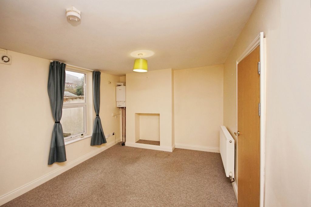 Property photo 3 of 13 Photo