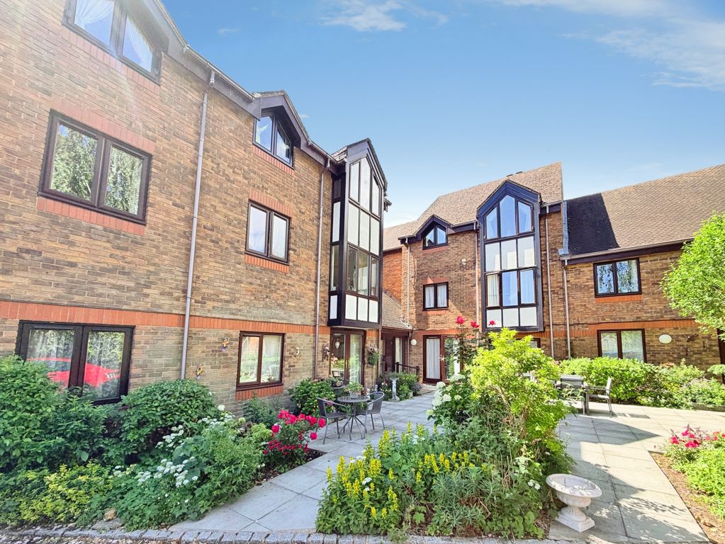Additional image 7 of 1 bed flat for saleJasmine Court, Horsham, West Sussex RH12