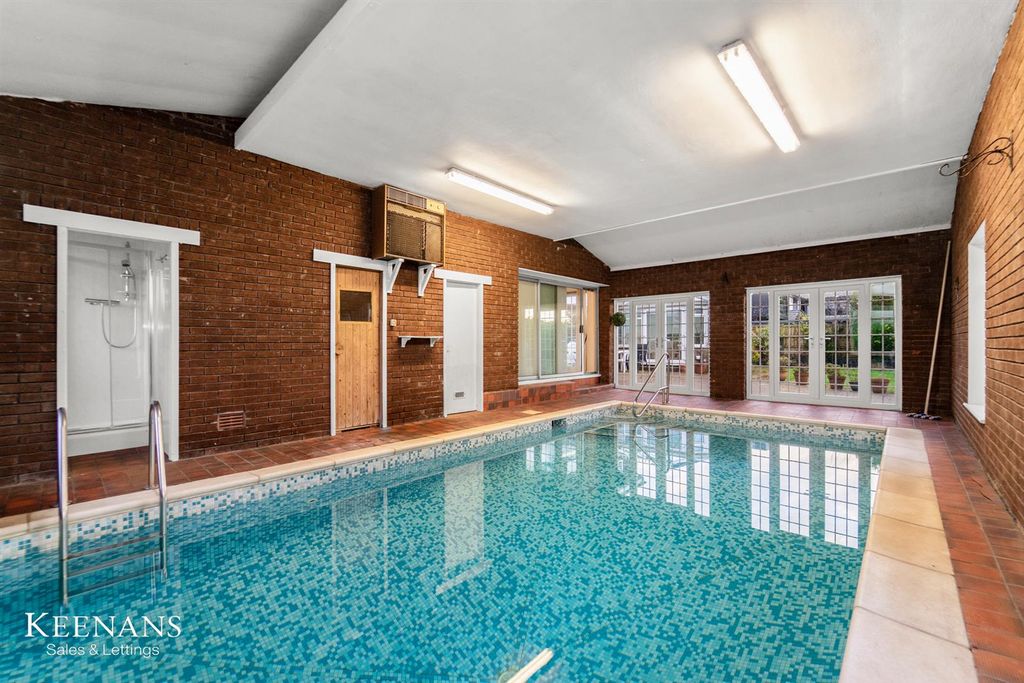 Property photo 3 of 66 33.Jpg