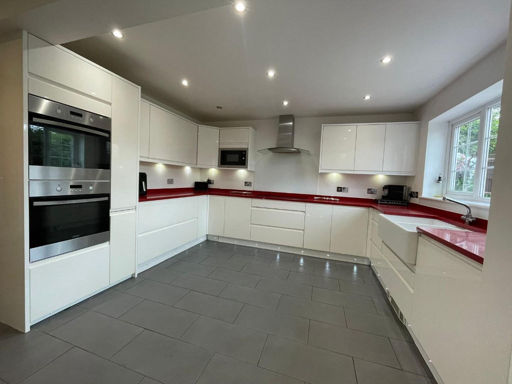 Property photo 3 of 24 Rzib1721.Jpg