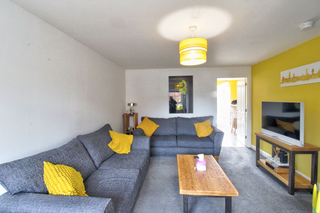 Property photo 2 of 38 Img_9402_3_4