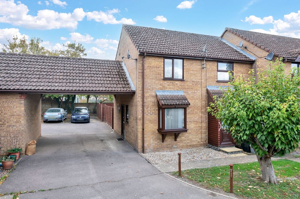 Property photo 1 of 12