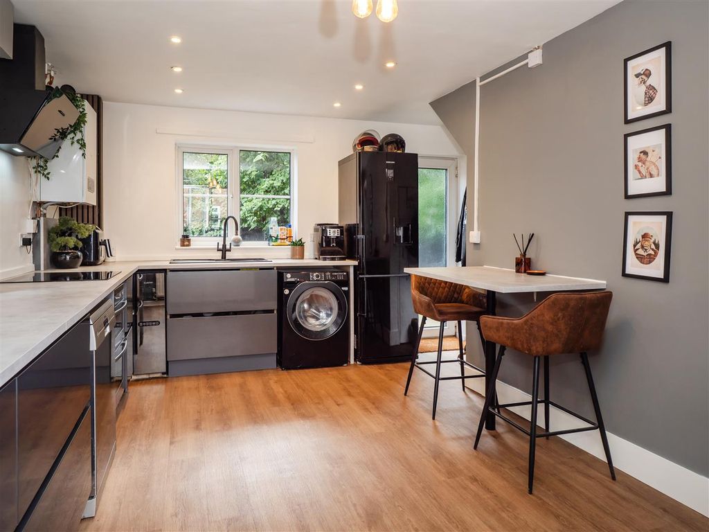 Property photo 3 of 36 45Stylmanroad-4.Jpg