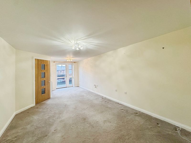 Property photo 3 of 10 Photo 9