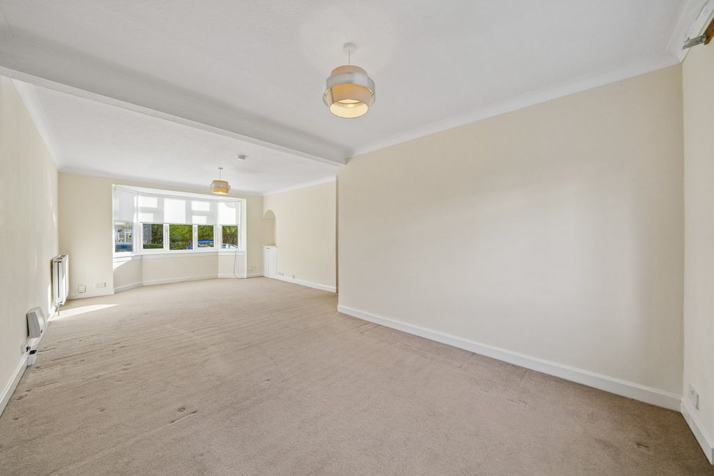 Property photo 2 of 21 Picture No. 06