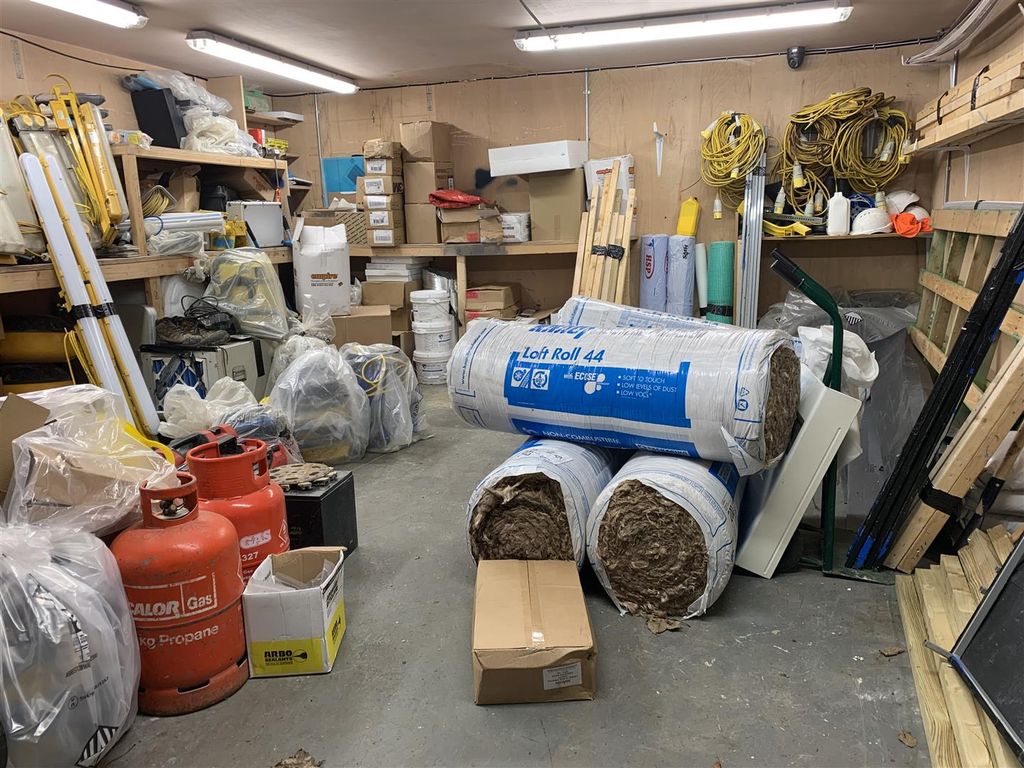 Property photo 2 of 8 Image00014.Jpeg