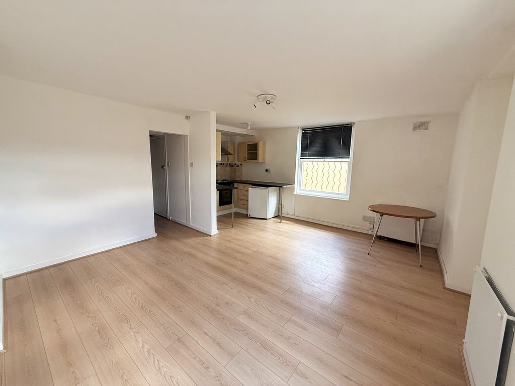 Property photo 2 of 9 Img_1399