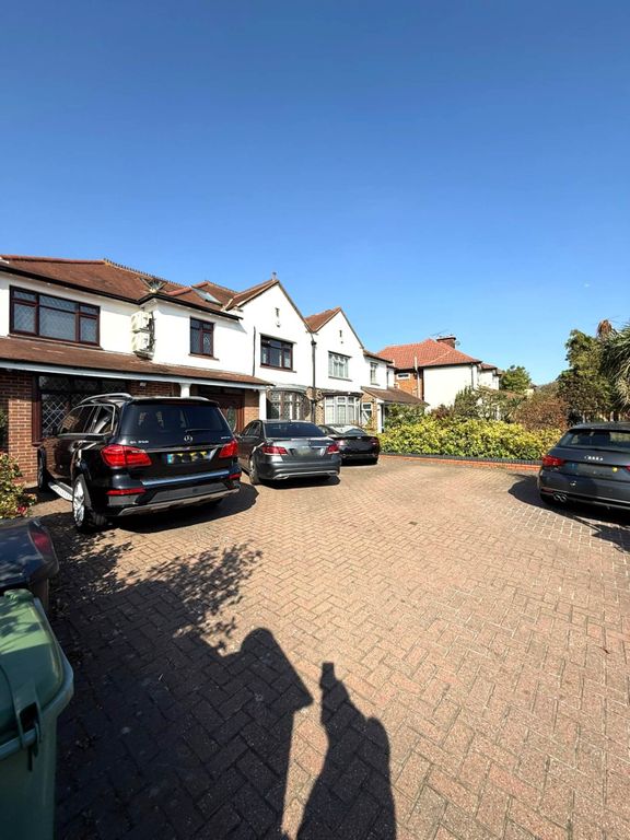 Property photo 1 of 37