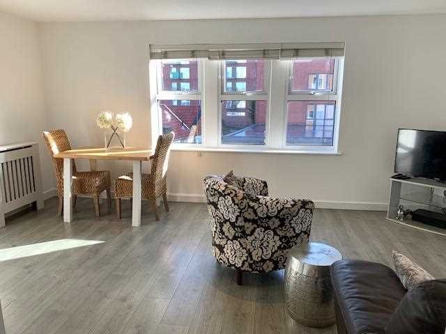 Property photo 2 of 7 Lounge