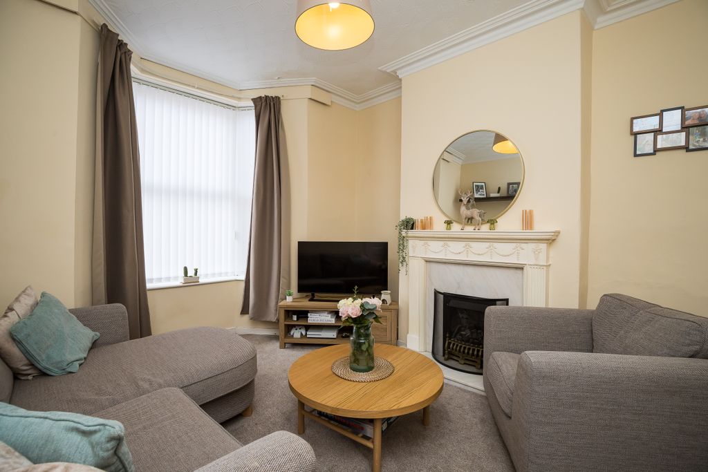 Property photo 3 of 11 Img_8560